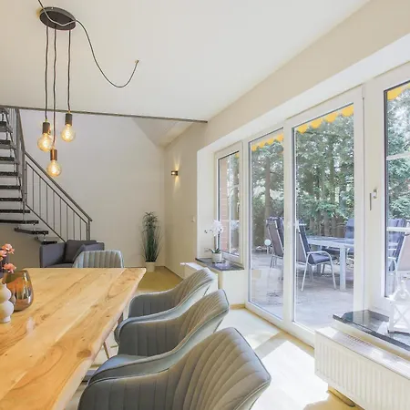 Landhus - Urlaub Auf Dem Land - 4 Schlafzimmer Holiday home Alt Schwerin