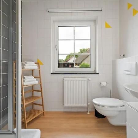 Landhus - Urlaub Auf Dem Land - 4 Schlafzimmer Alt Schwerin